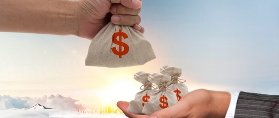 對(duì)外經(jīng)濟(jì)貿(mào)易大學(xué)在職研究生學(xué)費(fèi)詳解及經(jīng)濟(jì)貿(mào)易咨詢(xún)行業(yè)展望